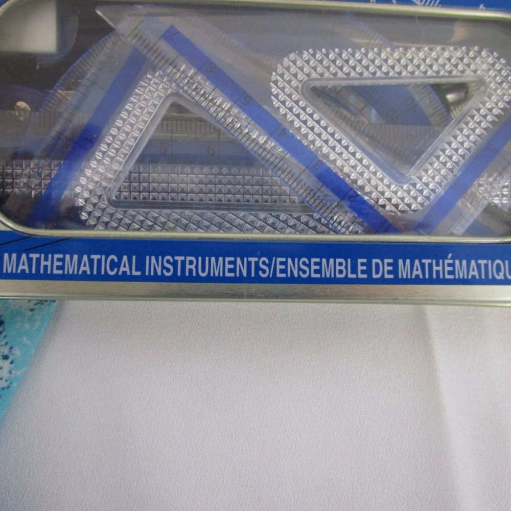 NWOT Staedtler Xcellence Mathematical Instrument Set - Picture 3 of 10
